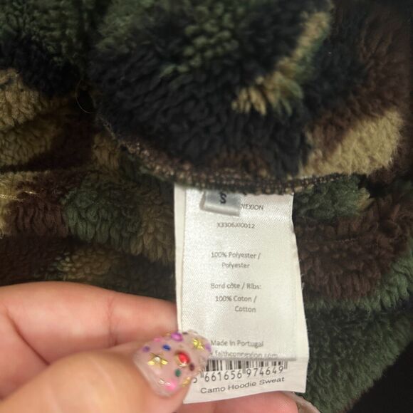 Faith Connexion Camo Sherpa Zip Hoodie Jacket Split Kangaroo Pocket Lace Side SM - Picture 11 of 15